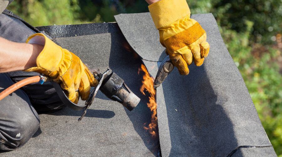 Professional gutter cleaning in McDonald, OH